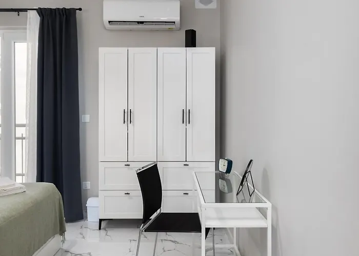 Modern 2br Cosy With Large Terrace - Close To Manoel Island & Tigne Shopping Mall アパート