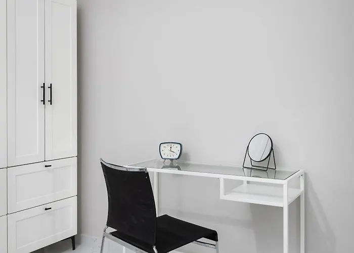 Modern 2br Cosy With Large Terrace - Close To Manoel Island & Tigne Shopping Mall アパート スリーマ