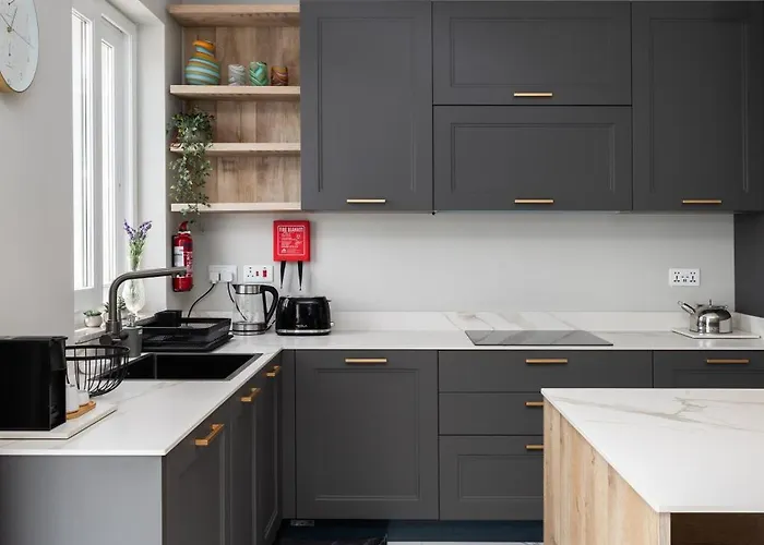 Modern 2br Cosy With Large Terrace - Close To Manoel Island & Tigne Shopping Mall *